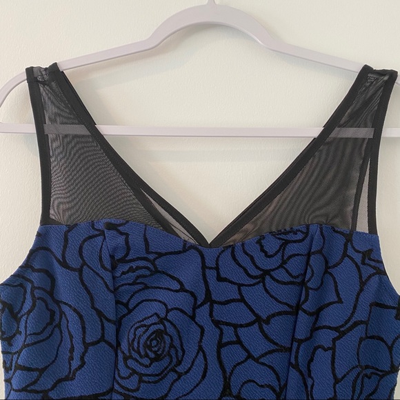 NWT TRIXXI LADIES FLARE DRESS SIZE SMALL - Picture 2 of 7